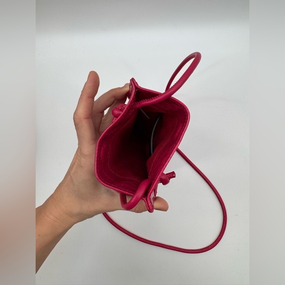 Elizabeth and James Phone Wallet Crossbody bag in faux pink croc, NWOT - Picture 3 of 7